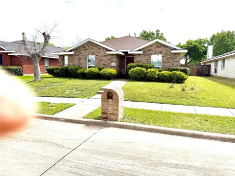 1312 Sunshine Court