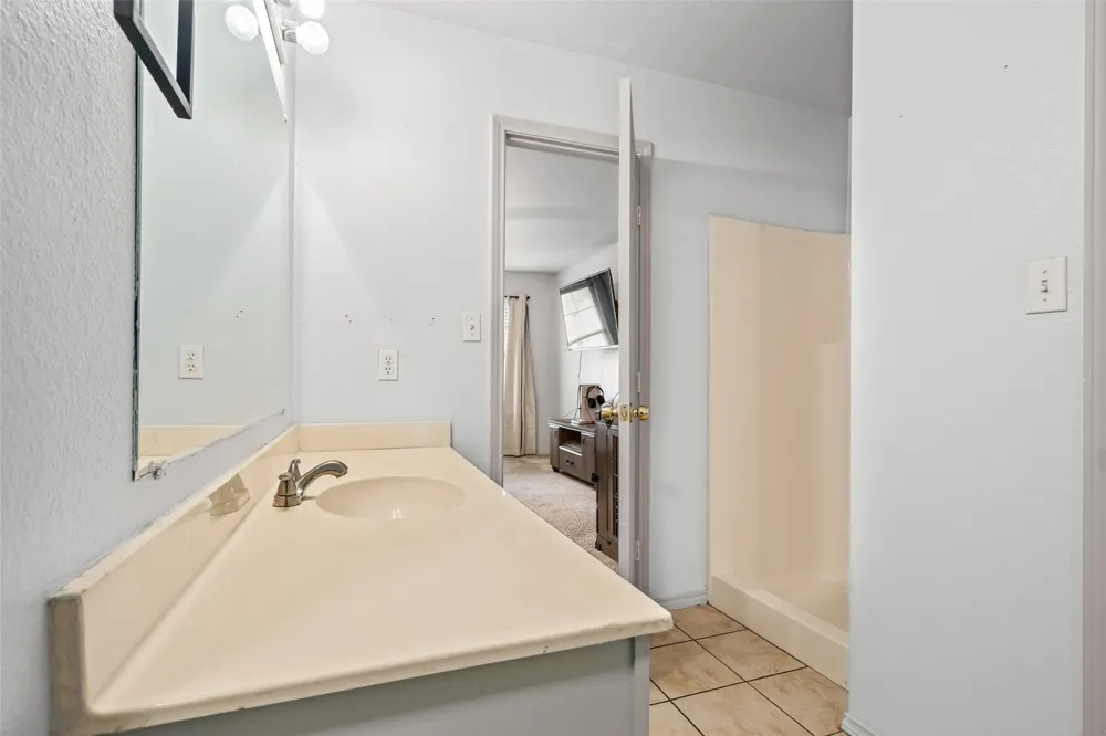 112 W Cedar Street Lone Oak, TX 75453