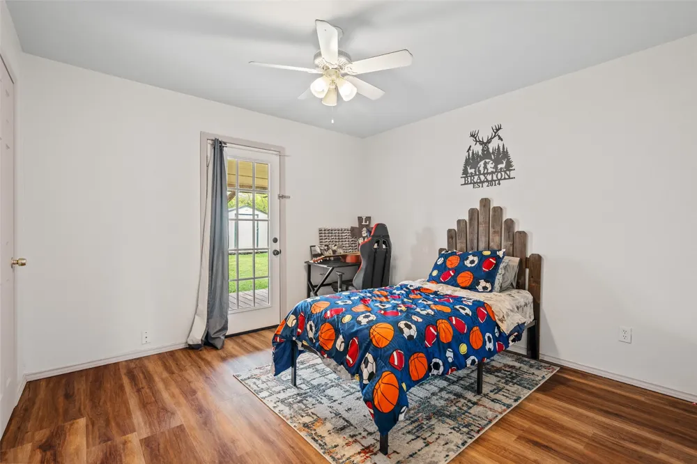 112 W Cedar Street Lone Oak, TX 75453