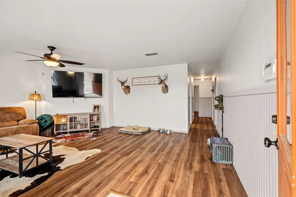112 W Cedar Street Lone Oak, TX 75453