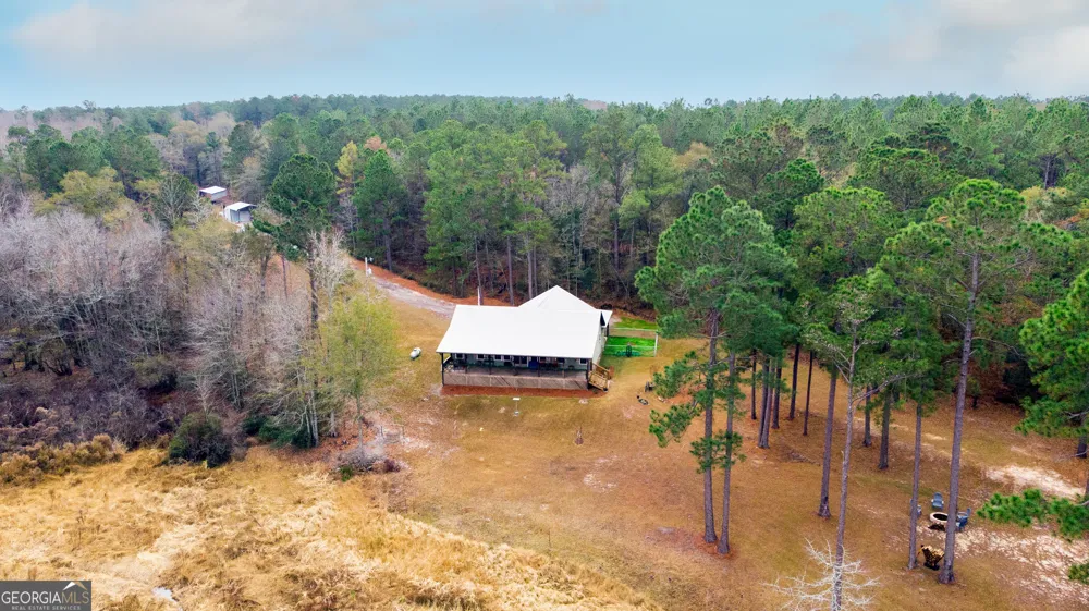 418 Oglesby Pond LN Portal, GA 30450