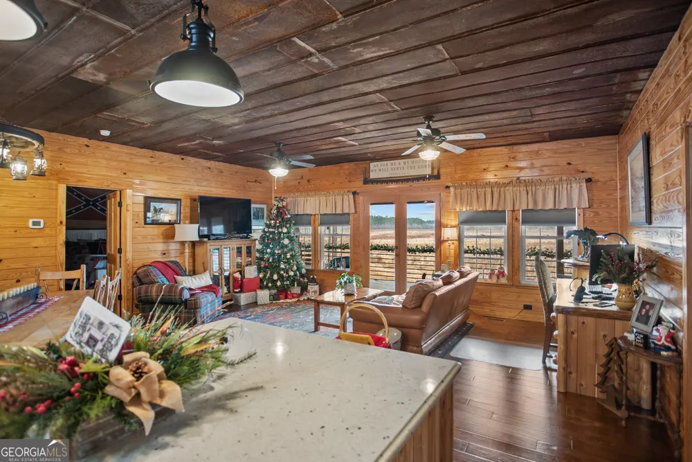 418 Oglesby Pond LN Portal, GA 30450