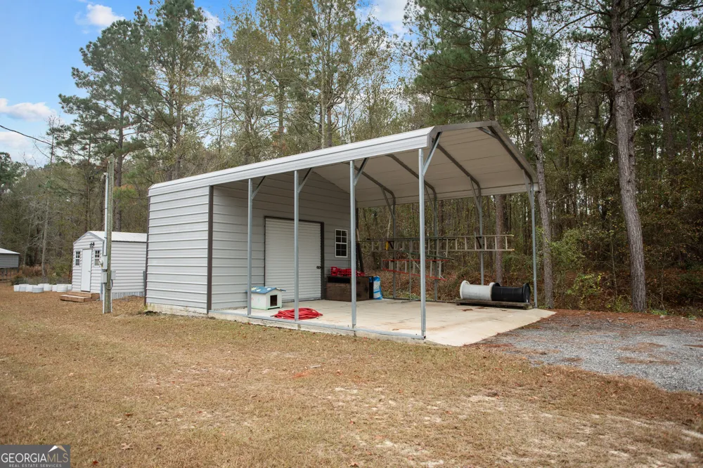 418 Oglesby Pond LN Portal, GA 30450