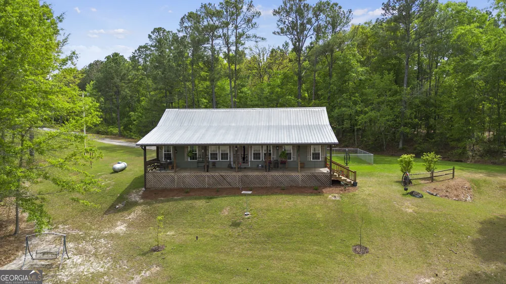 418 Oglesby Pond LN Portal, GA 30450
