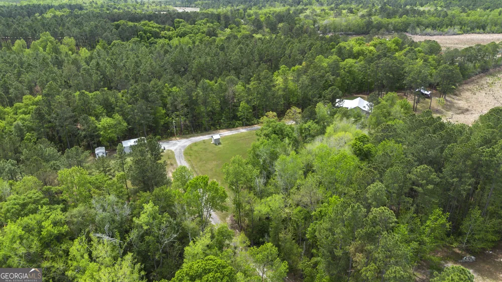 418 Oglesby Pond LN Portal, GA 30450