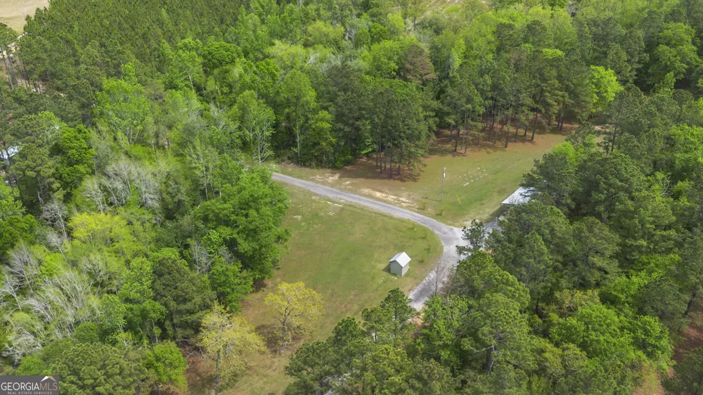 418 Oglesby Pond LN Portal, GA 30450