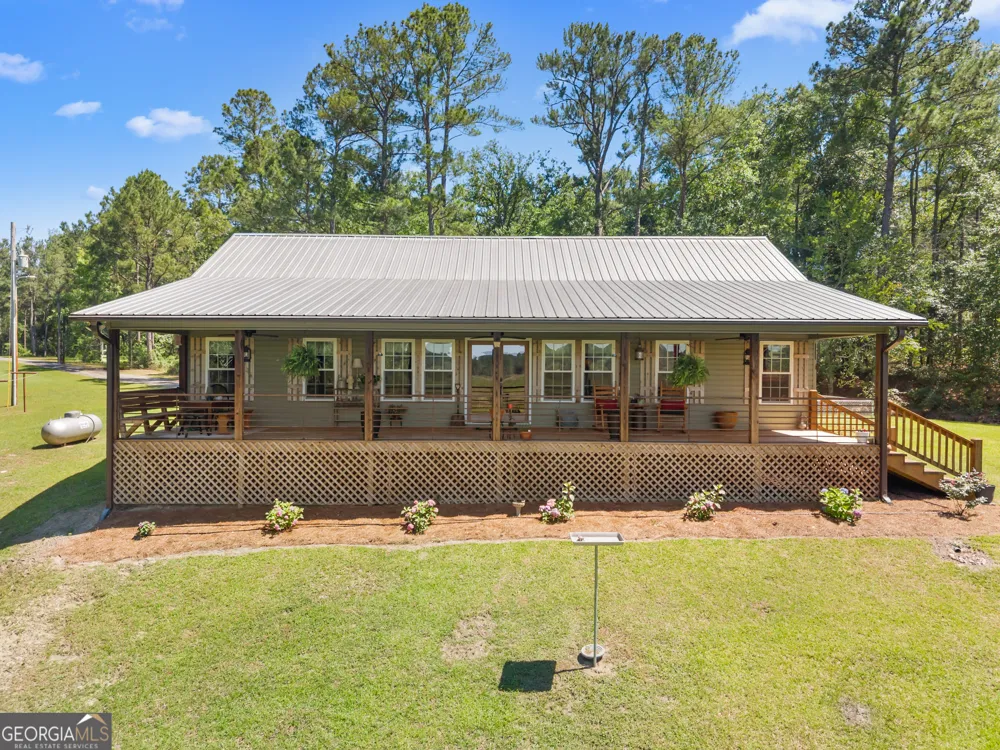 418 Oglesby Pond LN Portal, GA 30450