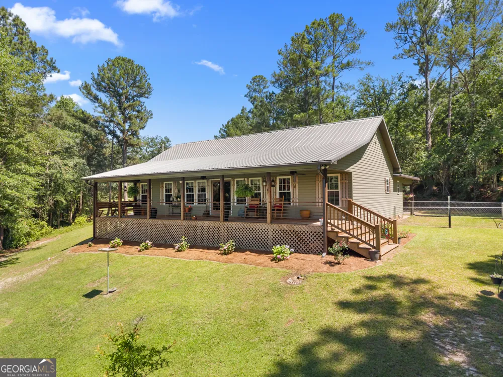 418 Oglesby Pond LN Portal, GA 30450