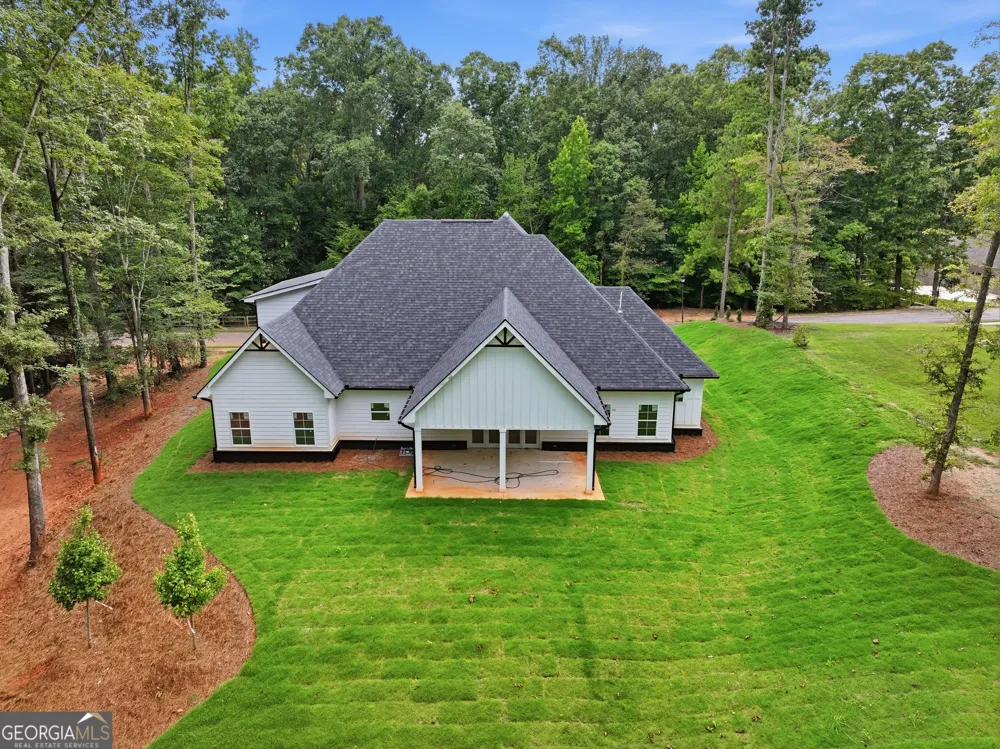 1444 Red Cedar RD Commerce, GA 30530