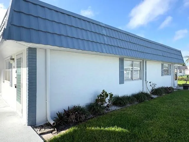 1901 ANDOVER WAY #38 Sun City Center, FL 33573