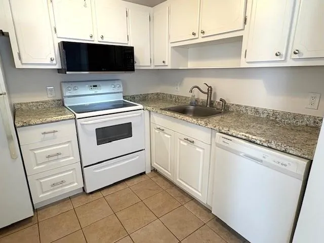 1901 ANDOVER WAY #38 Sun City Center, FL 33573