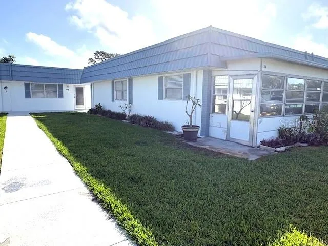 1901 ANDOVER WAY #38 Sun City Center, FL 33573