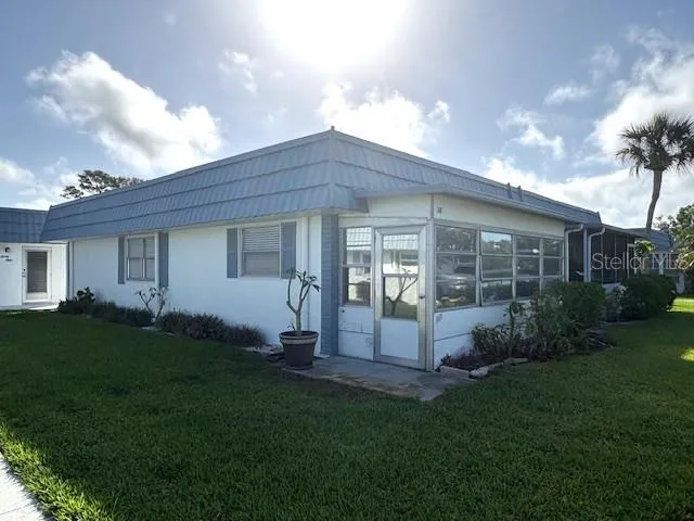 1901 ANDOVER WAY #38 Sun City Center, FL 33573
