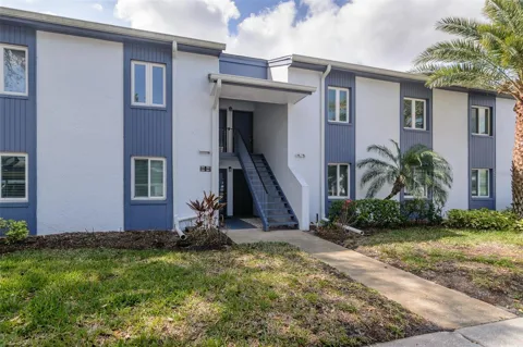 207 CYPRESS LANE