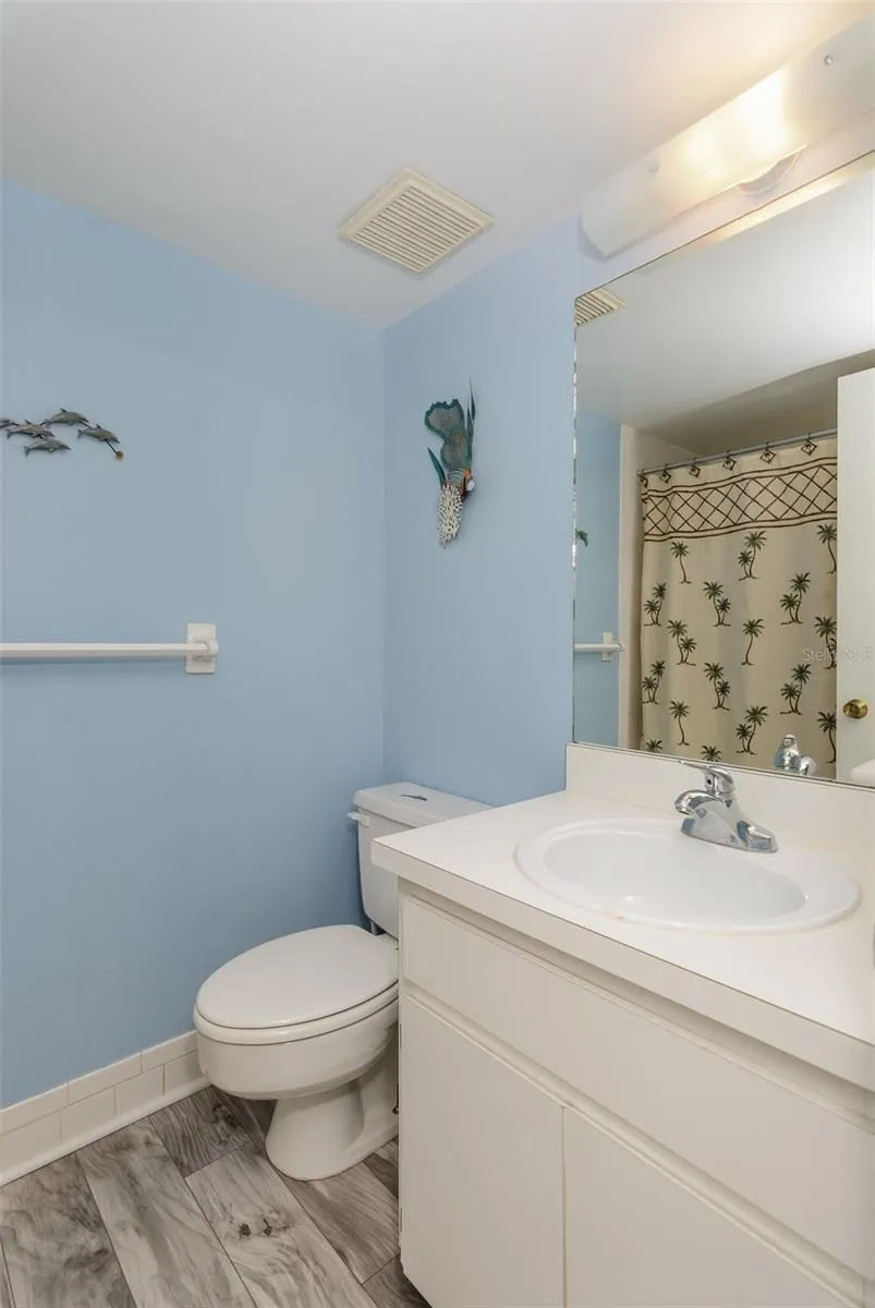 207 CYPRESS LANE Oldsmar, FL 34677