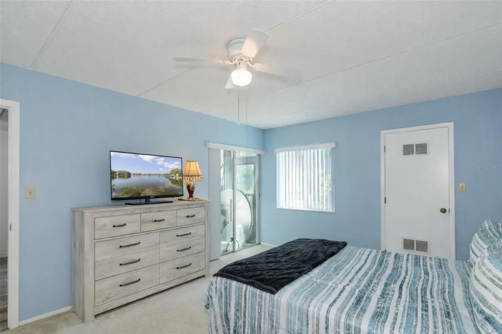 207 CYPRESS LANE Oldsmar, FL 34677