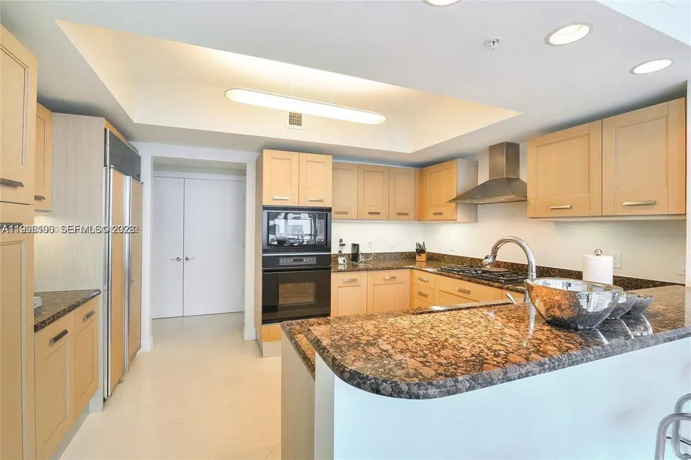 3535 S Ocean Dr #1006 Hollywood, FL 33019