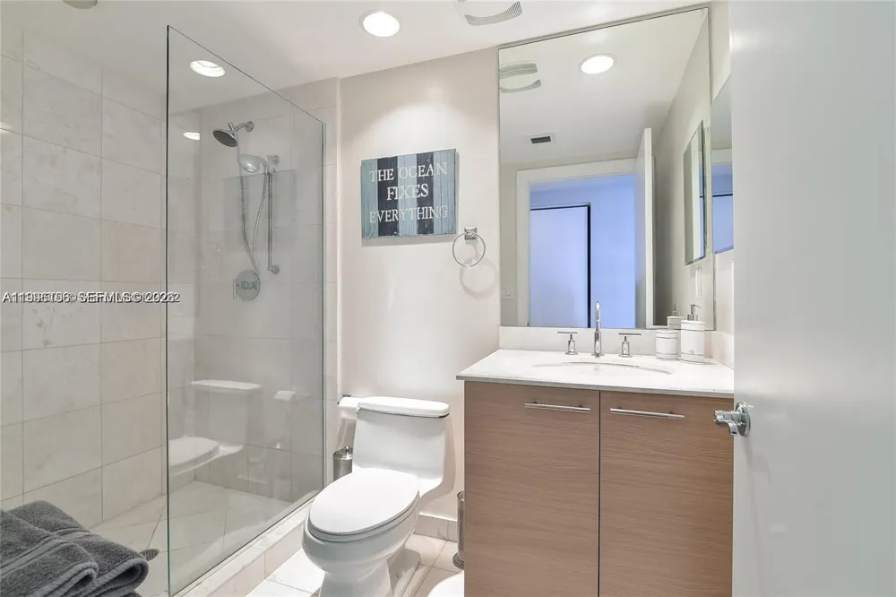 3535 S Ocean Dr #1006 Hollywood, FL 33019
