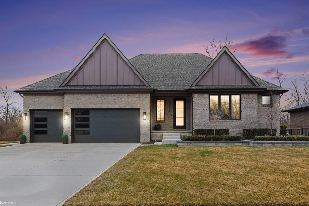 66507 Meadowlands Court Washington Township, MI 48095