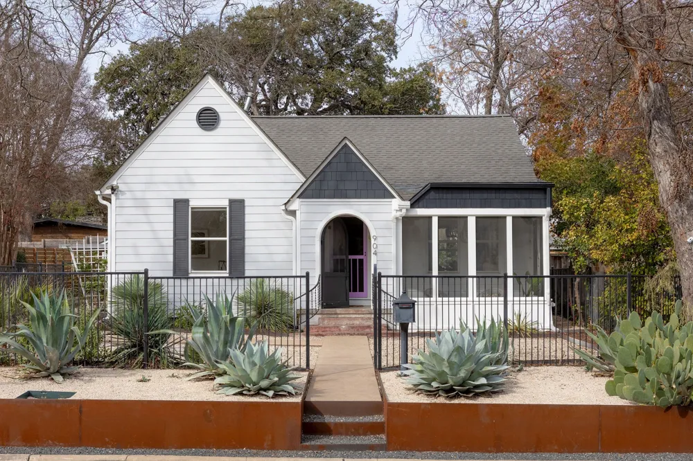 904 Josephine Street