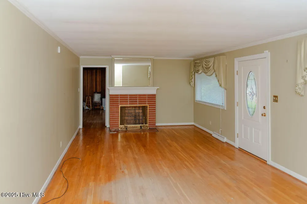 303 Dogwood Lane Hamlet, NC 28345