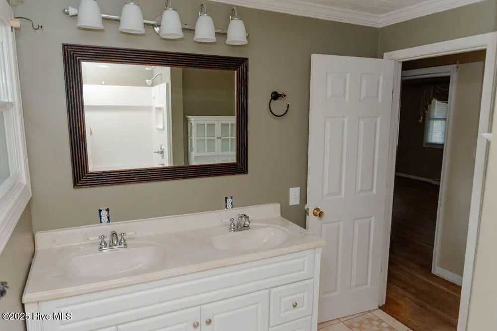 303 Dogwood Lane Hamlet, NC 28345