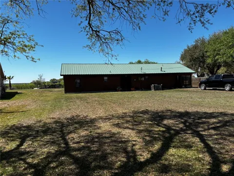137 Harbor Circle