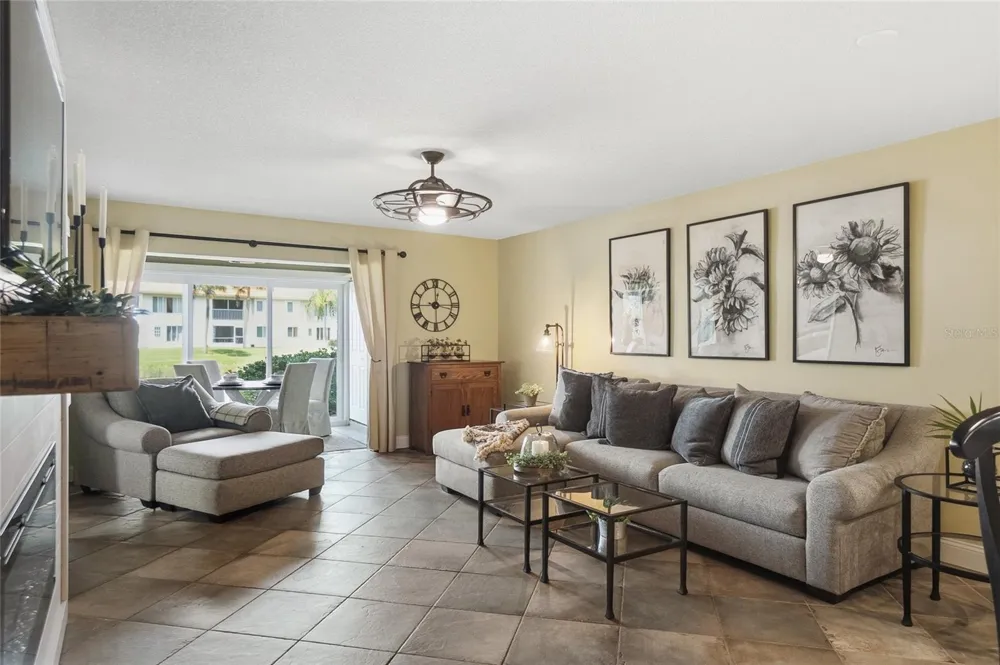 4242 MADEIRA COURT #3315 Sarasota, FL 34233