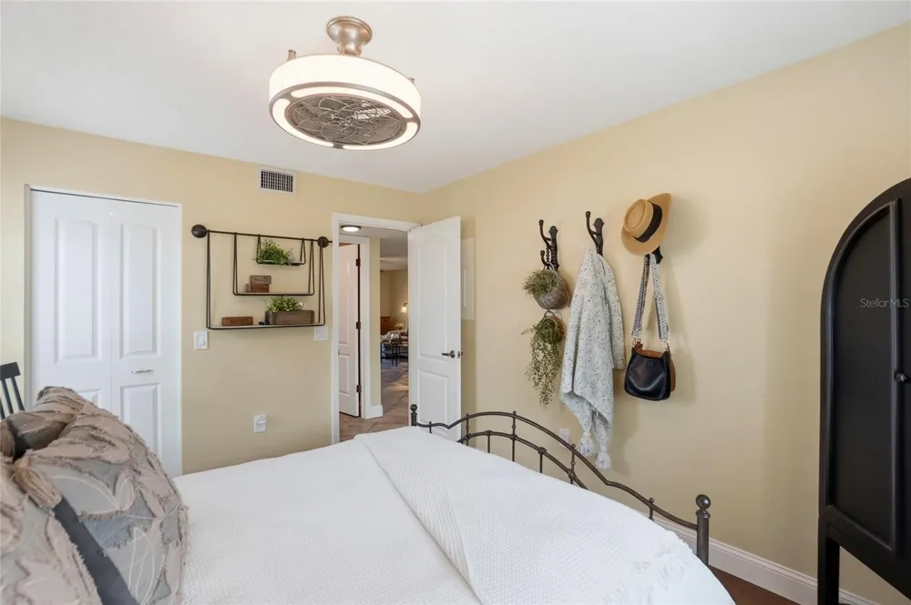 4242 MADEIRA COURT #3315 Sarasota, FL 34233