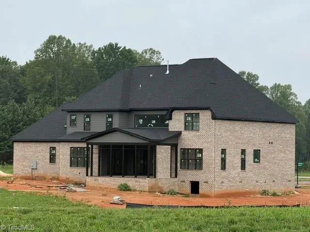 2818 Lockland Drive Oak Ridge, NC 27310