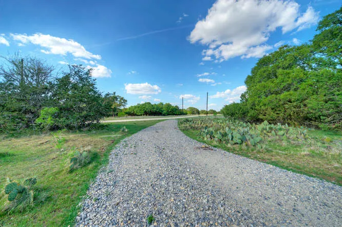 8 Stargazer Drive Lampasas, TX 76550