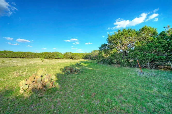 8 Stargazer Drive Lampasas, TX 76550