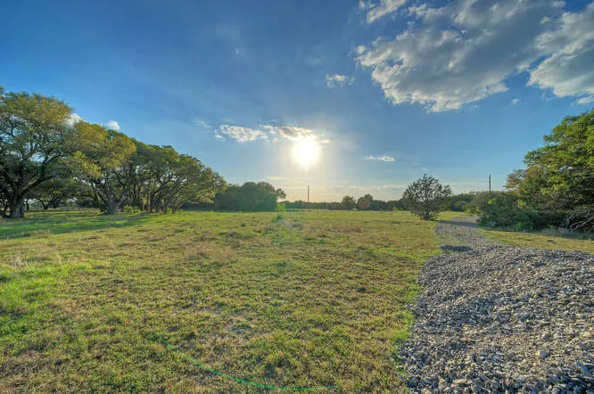 8 Stargazer Drive Lampasas, TX 76550