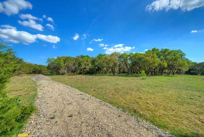 8 Stargazer Drive Lampasas, TX 76550