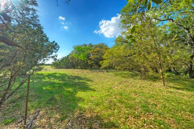 8 Stargazer Drive Lampasas, TX 76550