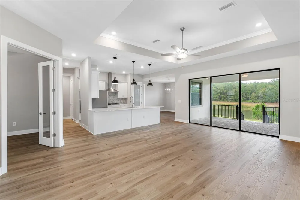 5601 SUMMIT VIEW DRIVE Brooksville, FL 34601