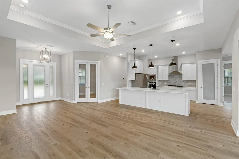 5601 SUMMIT VIEW DRIVE Brooksville, FL 34601