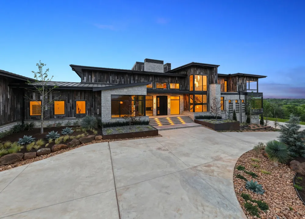 545 W Bob Jones Road Southlake, TX 76092