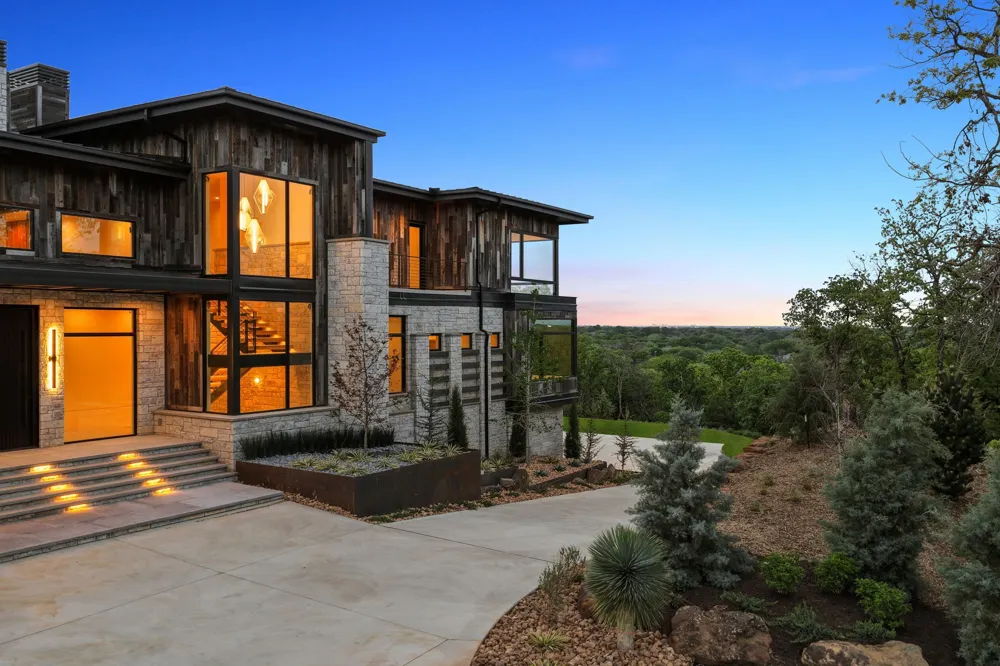 545 W Bob Jones Road Southlake, TX 76092