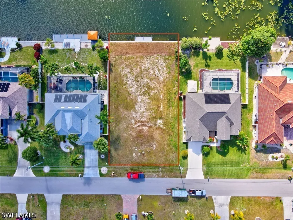 SE 24th Street Cape Coral, FL 33990