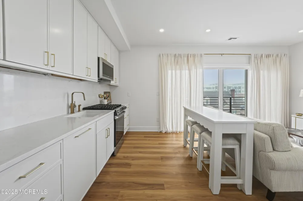 33 Hamilton Avenue #Unit 7 Seaside Heights, NJ 08751