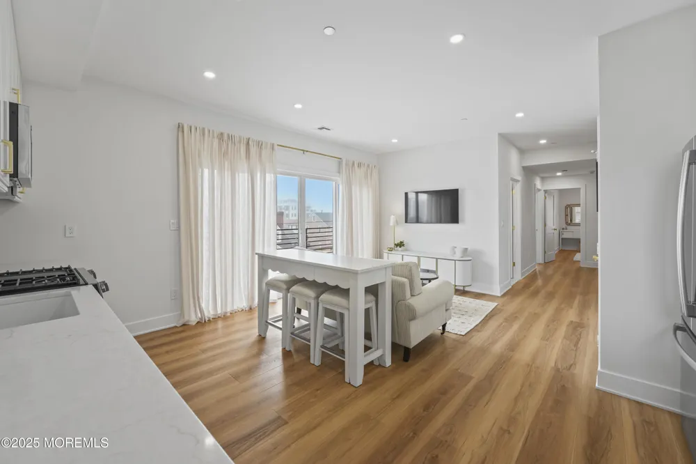 33 Hamilton Avenue #Unit 7 Seaside Heights, NJ 08751
