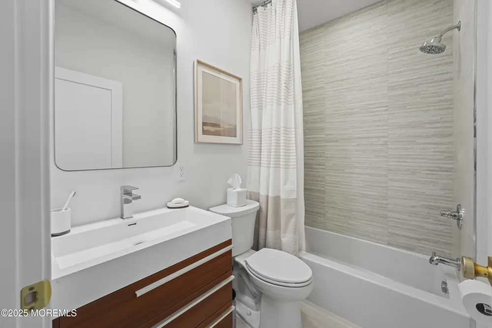33 Hamilton Avenue #Unit 7 Seaside Heights, NJ 08751