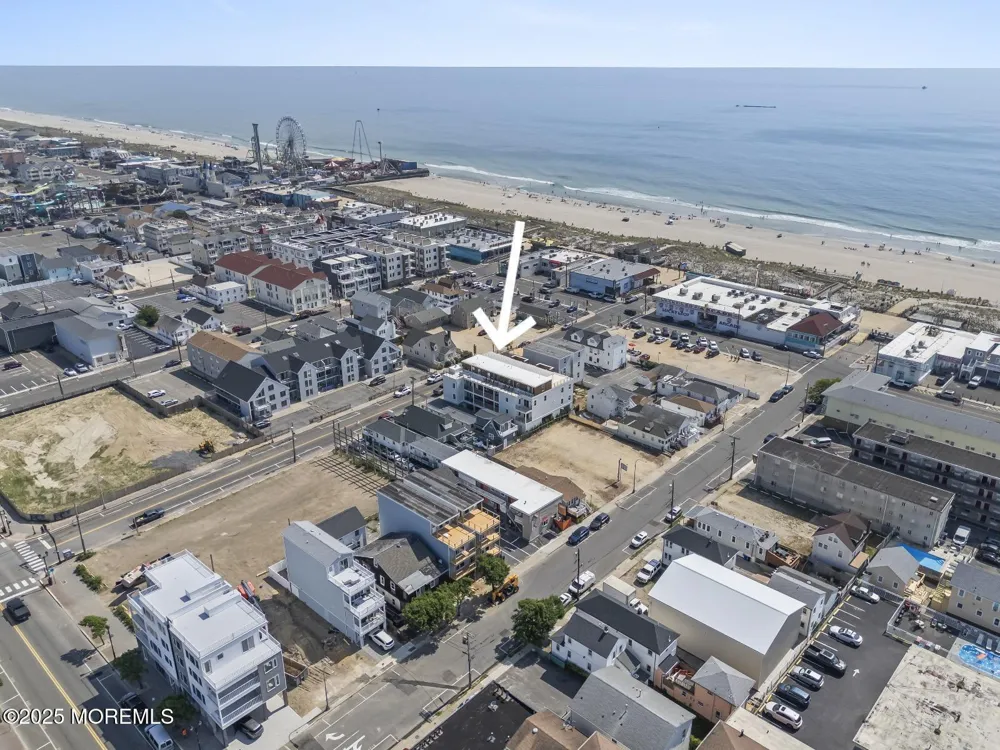33 Hamilton Avenue #Unit 3 Seaside Heights, NJ 08751