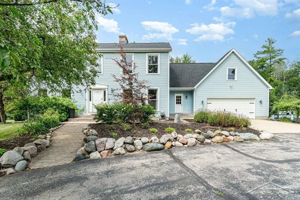 3727 E Julie Ann Drive Larkin Charter Township, MI 48642