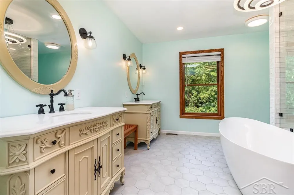 3727 E Julie Ann Drive Larkin Charter Township, MI 48642