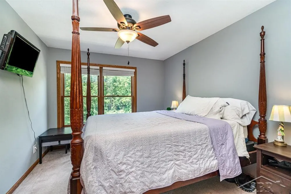 3727 E Julie Ann Drive Larkin Charter Township, MI 48642
