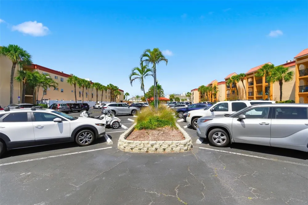 8901 BLIND PASS ROAD #124 St Pete Beach, FL 33706