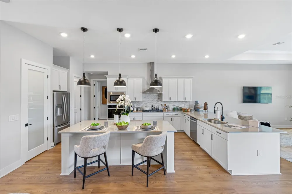 5619 SUMMIT VIEW DRIVE Brooksville, FL 34601
