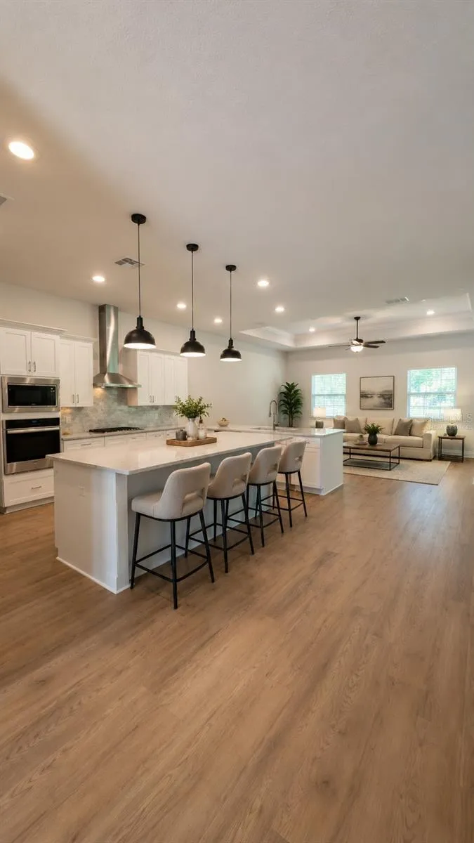 5619 SUMMIT VIEW DRIVE Brooksville, FL 34601